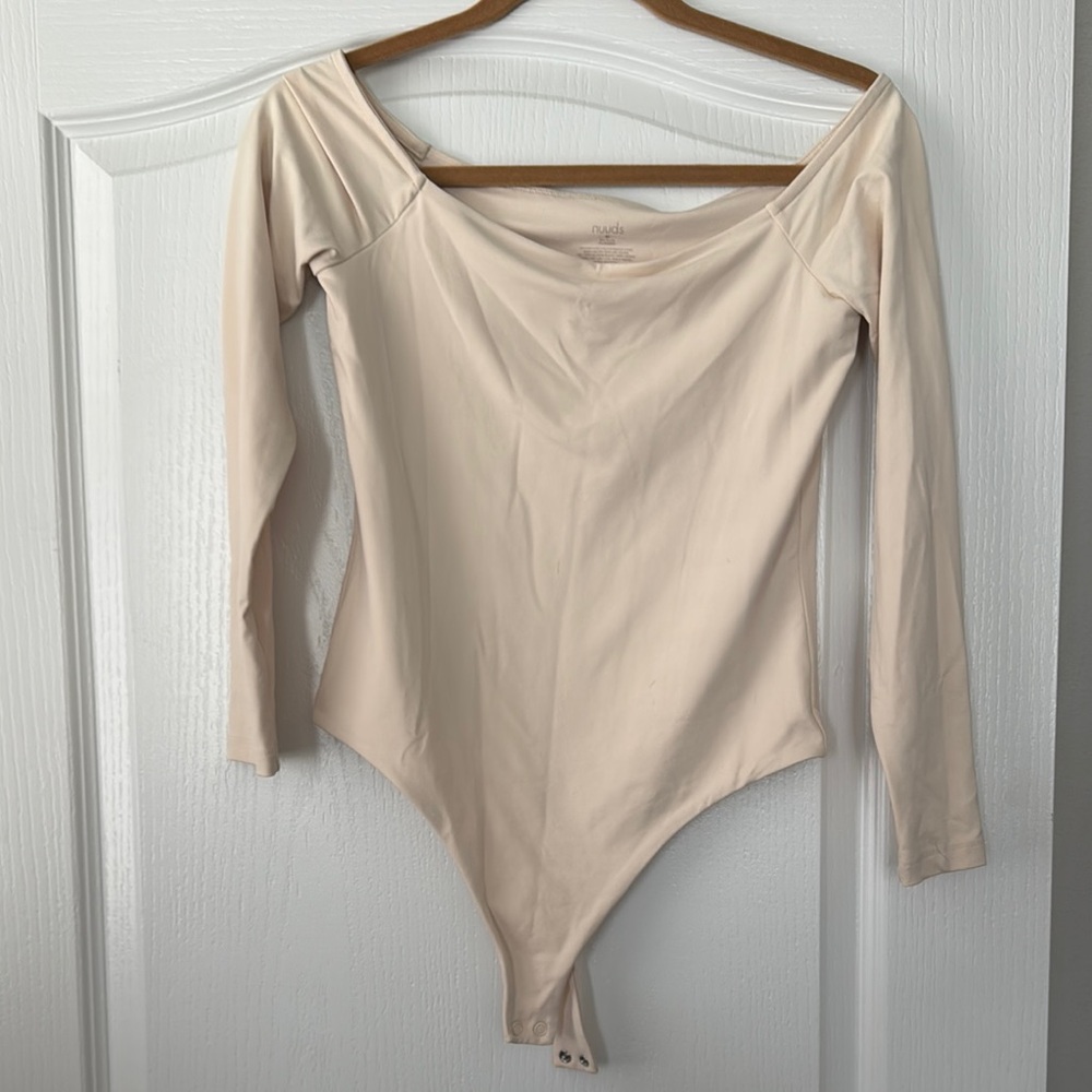nuuds Cream Long Sleeve Bodysuit